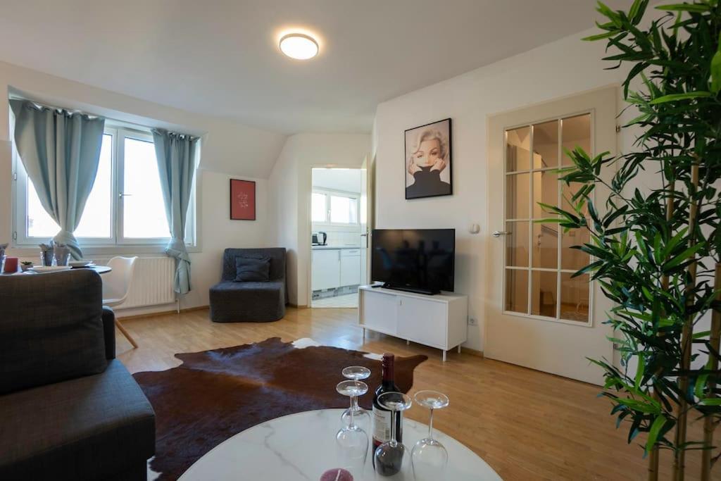 Stylish 2 Floor Penthouse • 15 Min To City Center Viyana Dış mekan fotoğraf
